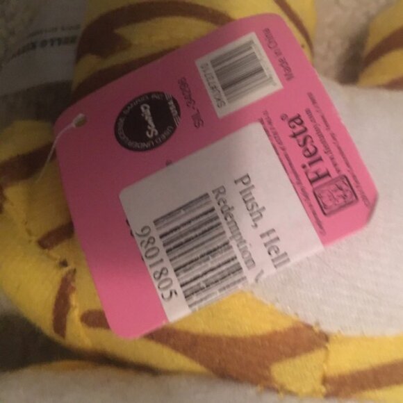 Hello Kitty Plush Animal - Picture 5 of 7